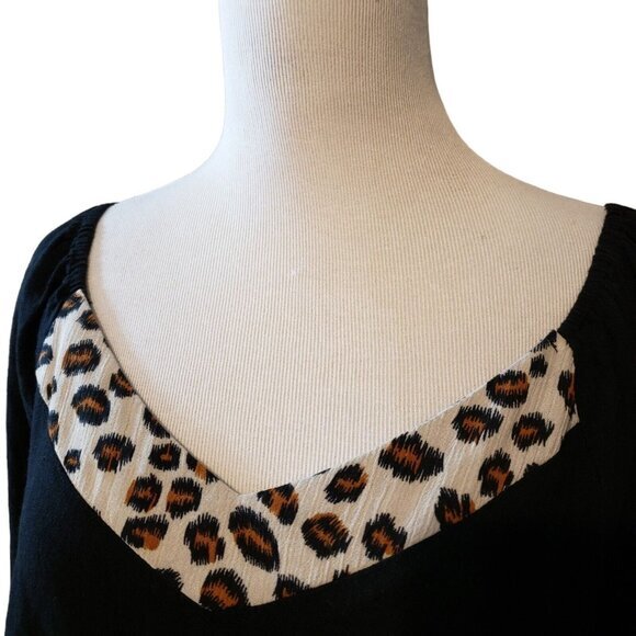 Umgee Linen blend tunic black animal print long balloon sleeves size S NEW - Picture 3 of 16